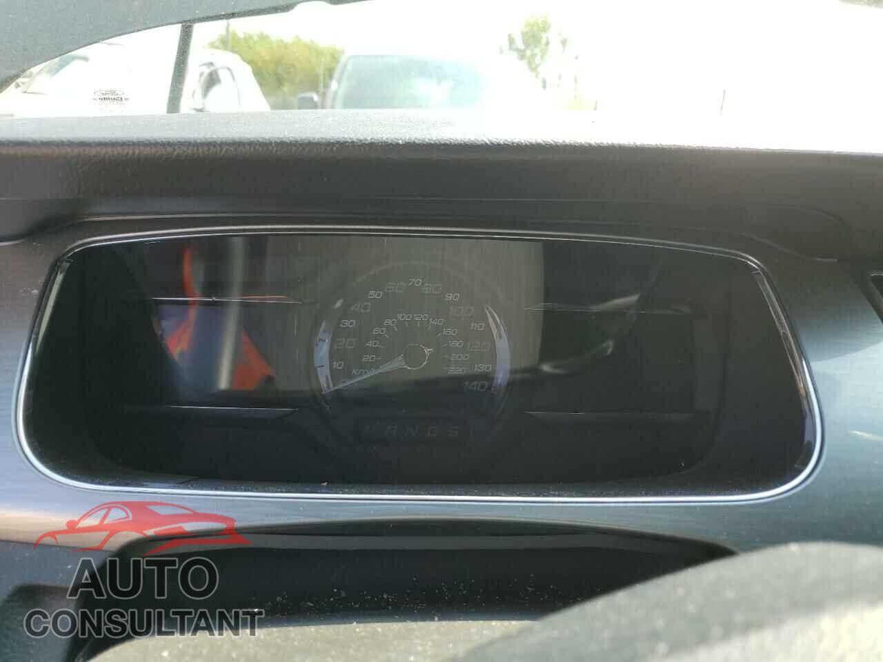 FORD TAURUS 2017 - 1FAHP2E8XHG125525