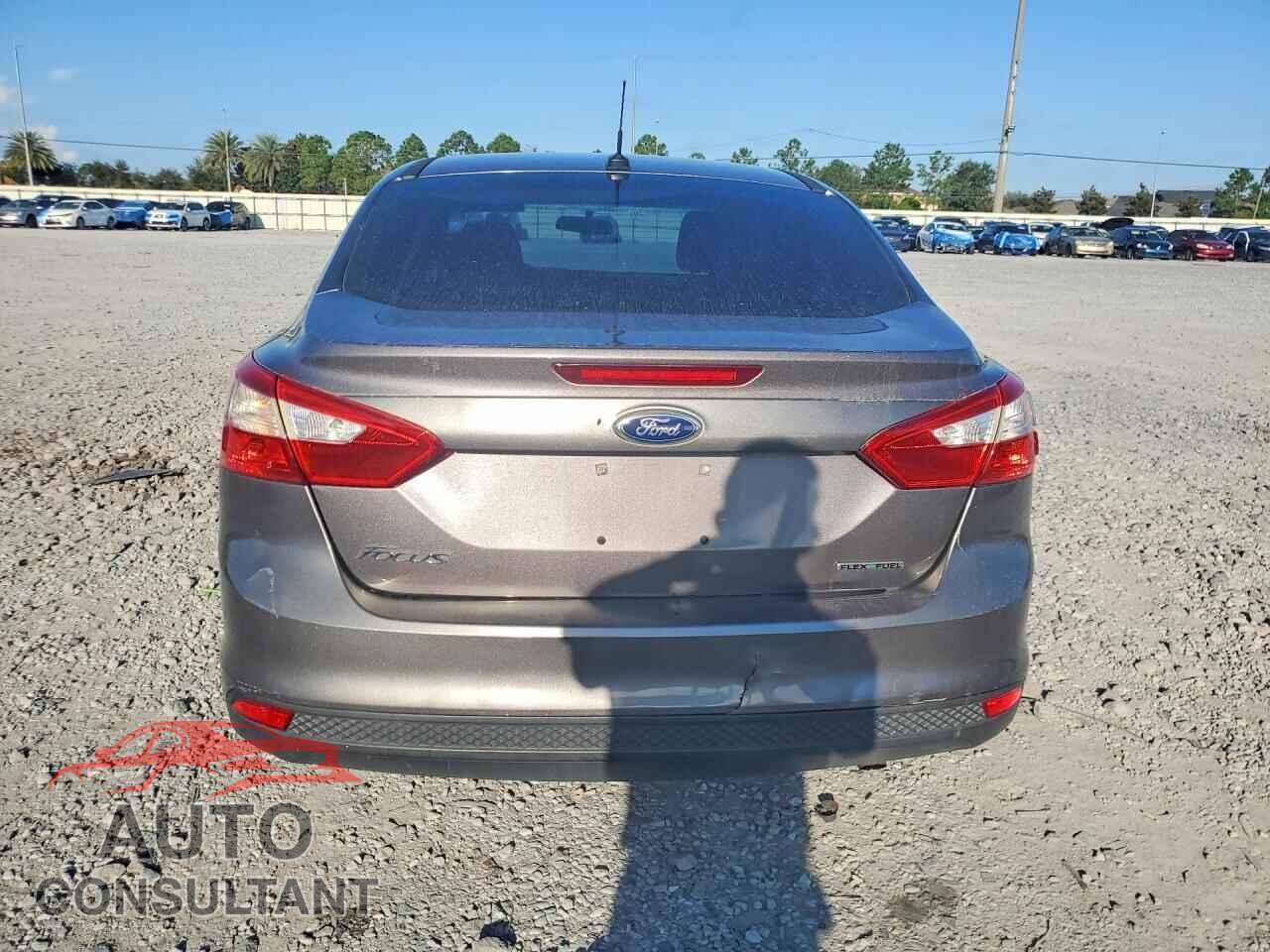 FORD FOCUS 2012 - 1FAHP3E2XCL444876