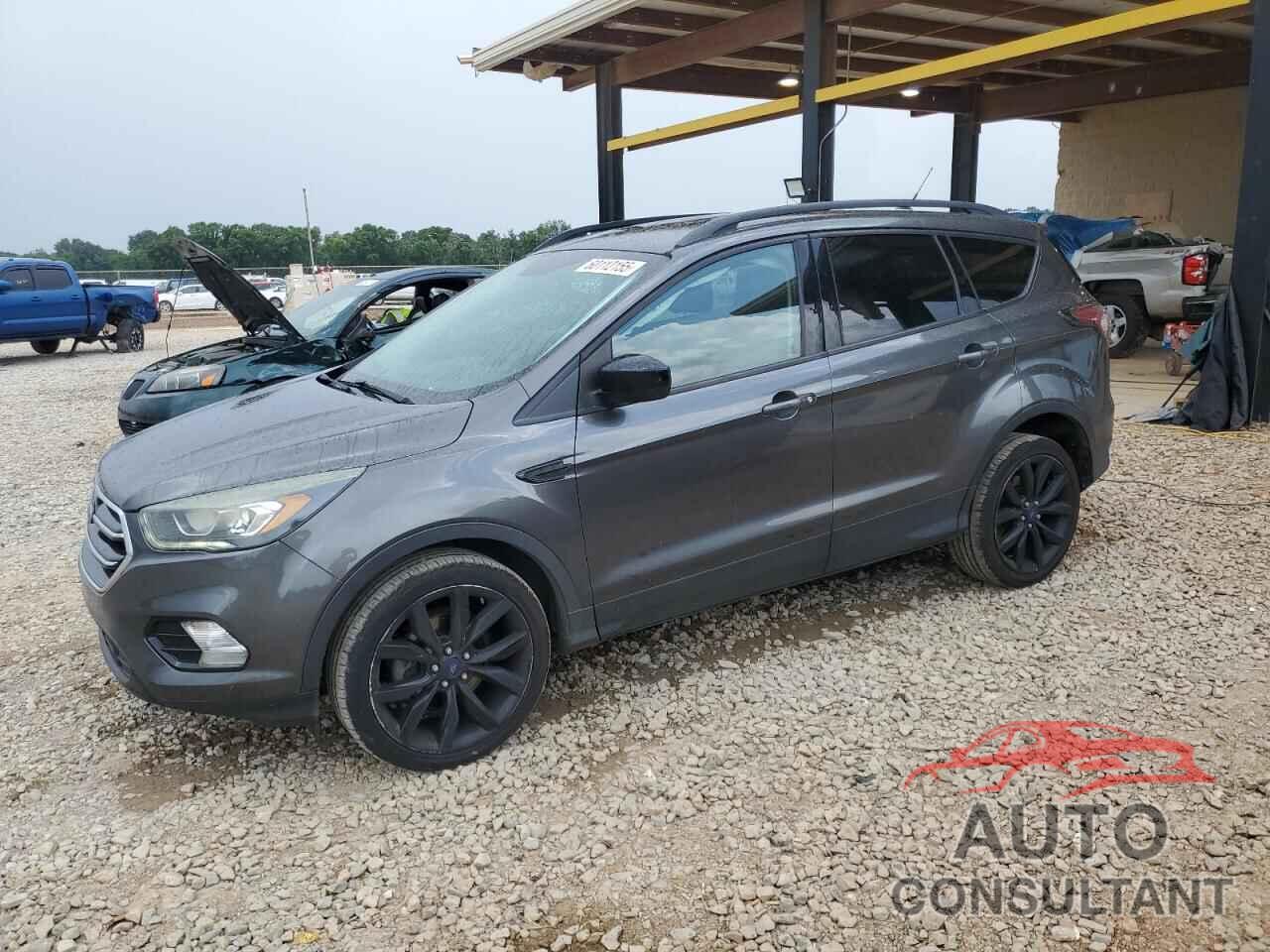 FORD ESCAPE 2017 - 1FMCU0GD7HUA57323