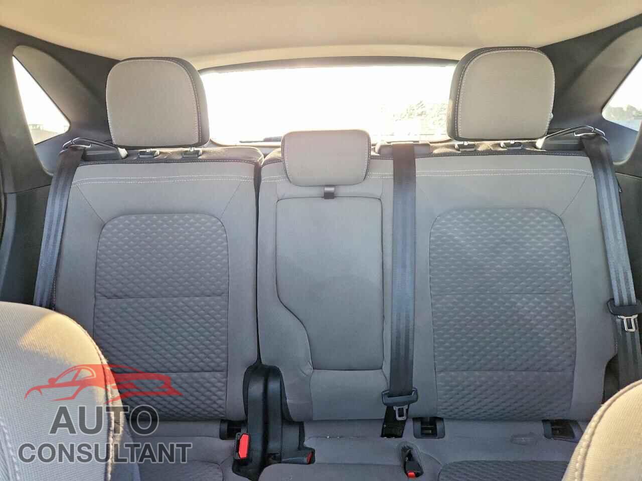 FORD ESCAPE 2020 - 1FMCU0G64LUA32096