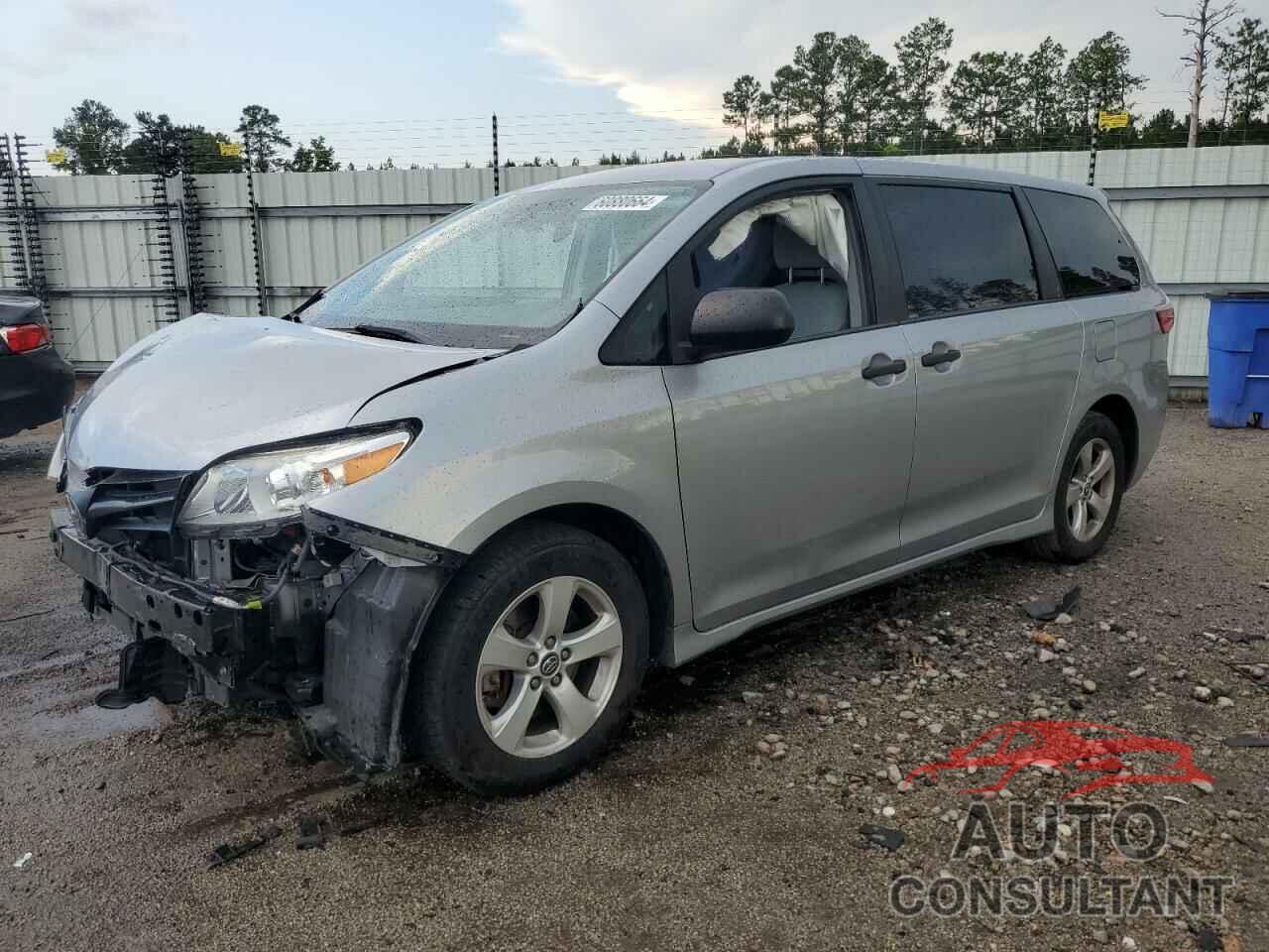 TOYOTA SIENNA 2018 - 5TDZZ3DC4JS921879