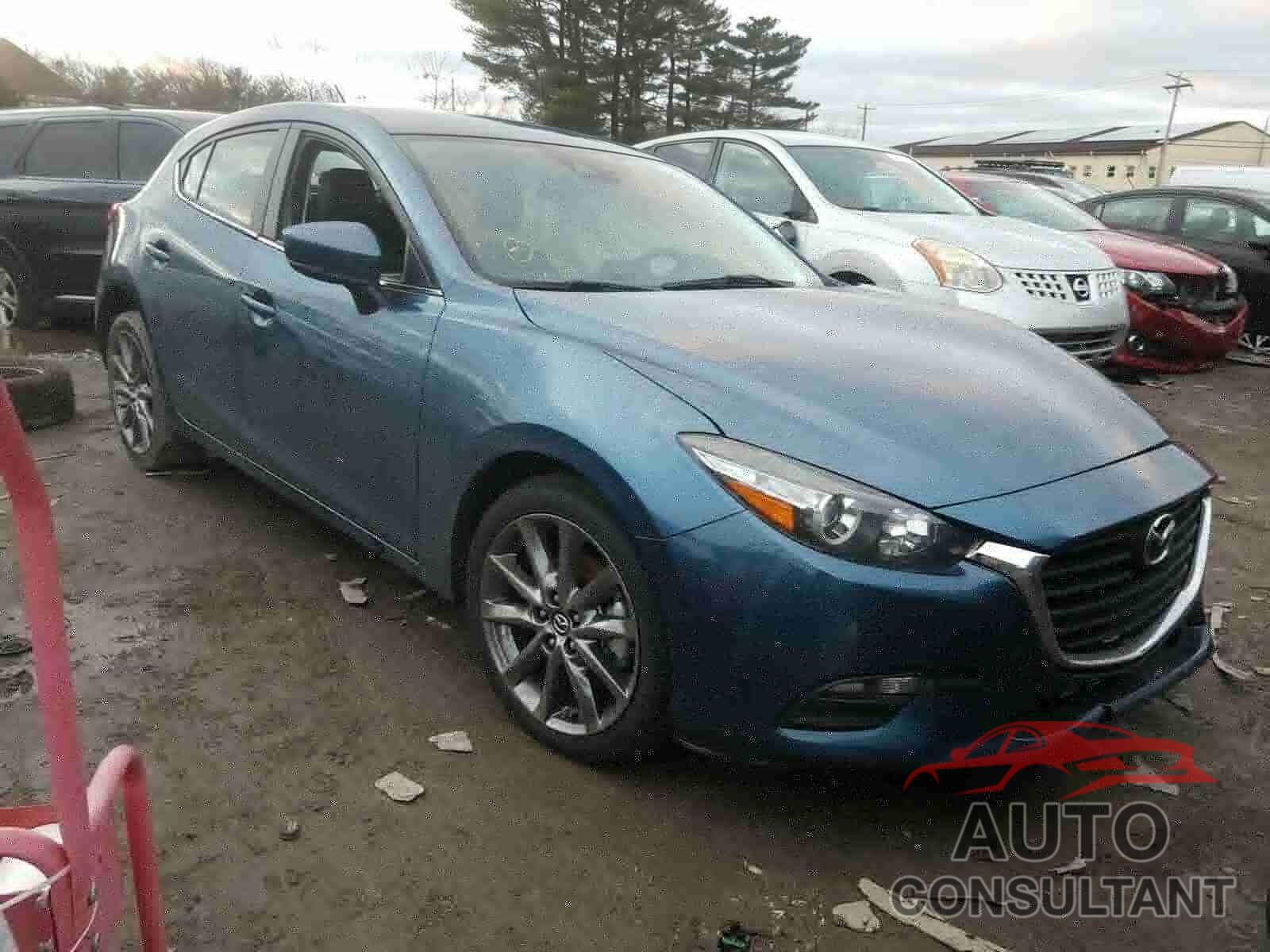 MAZDA 3 2018 - 3MZBN1L30JM260917