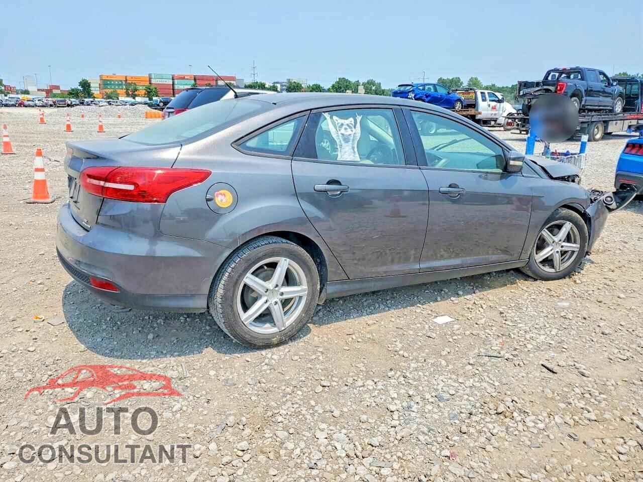 FORD FOCUS 2015 - 1FADP3F22FL340853