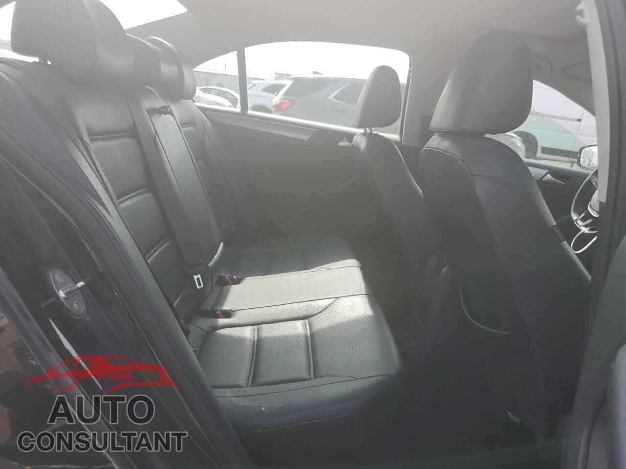VOLKSWAGEN JETTA 2017 - 3VWDB7AJ1HM245357