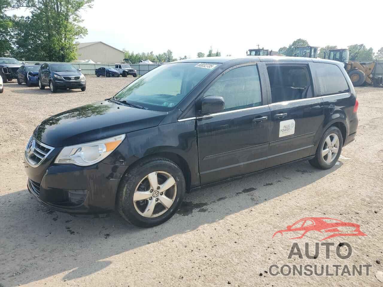 VOLKSWAGEN ROUTAN 2010 - 2V4RW5DX5AR325153