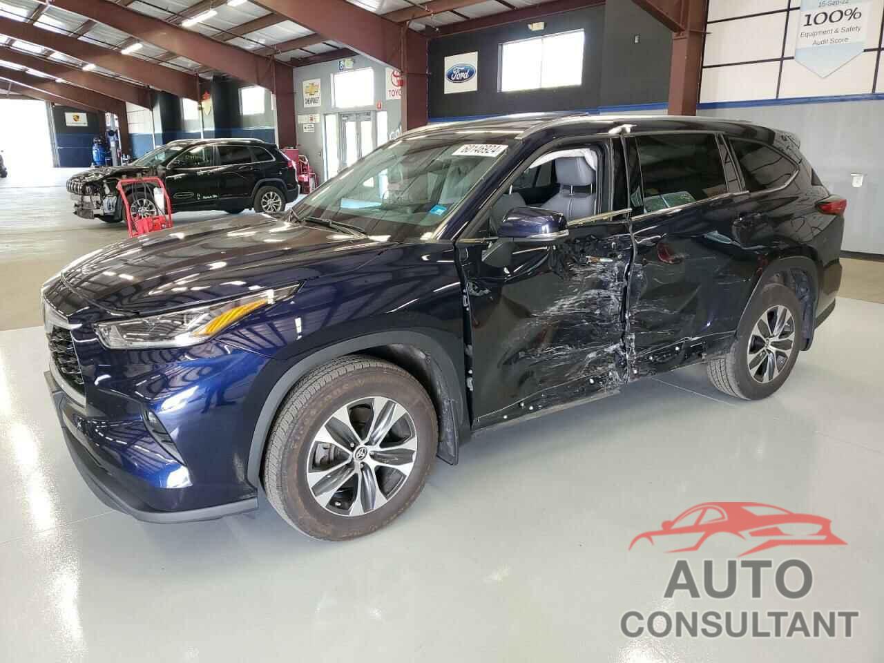 TOYOTA HIGHLANDER 2021 - 5TDHZRBHXMS080474