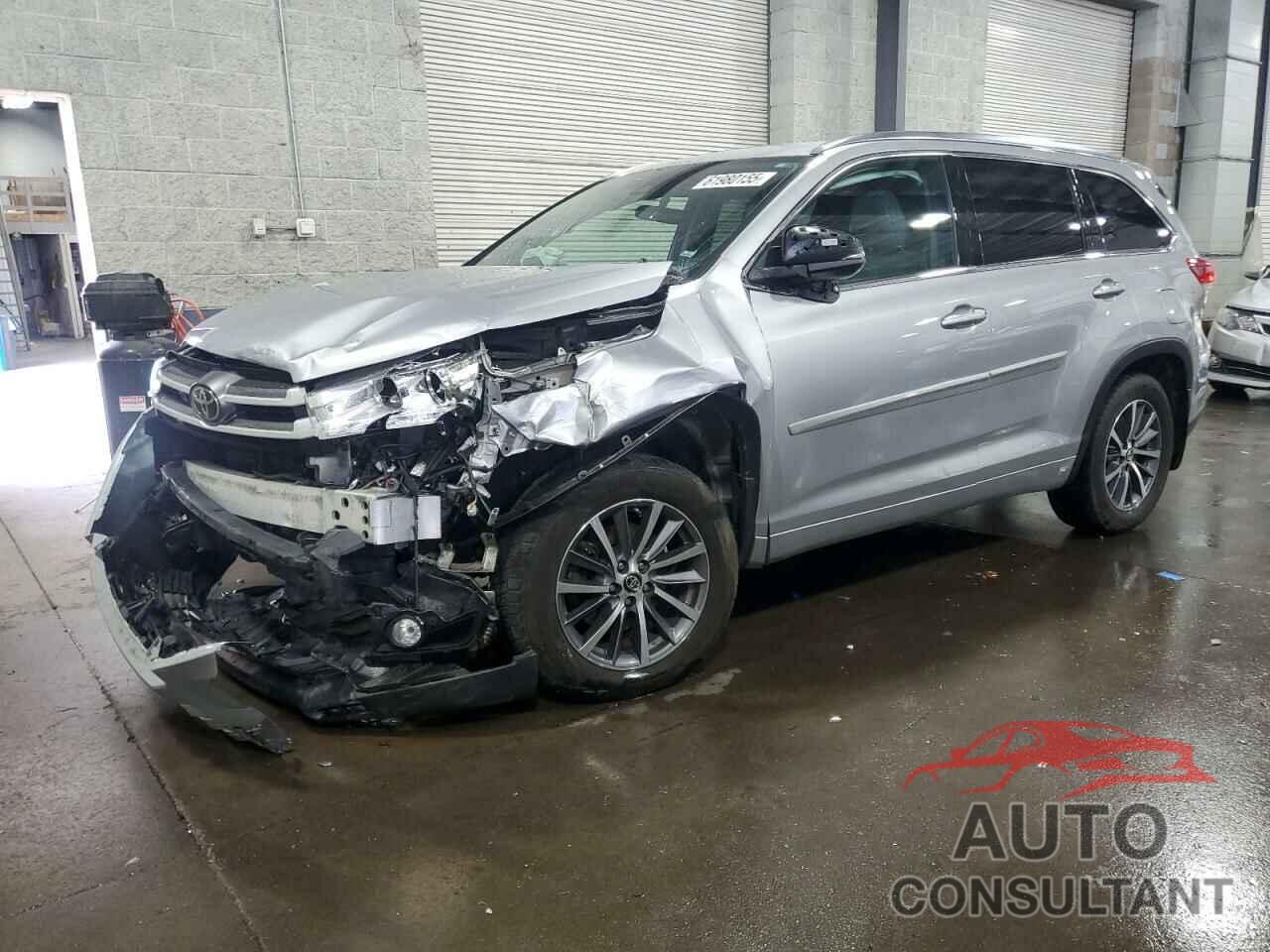 TOYOTA HIGHLANDER 2017 - 5TDJZRFH1HS391776