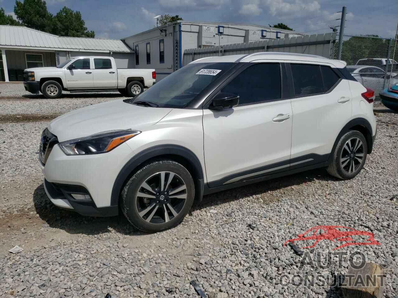 NISSAN KICKS 2019 - 3N1CP5CU6KL568265