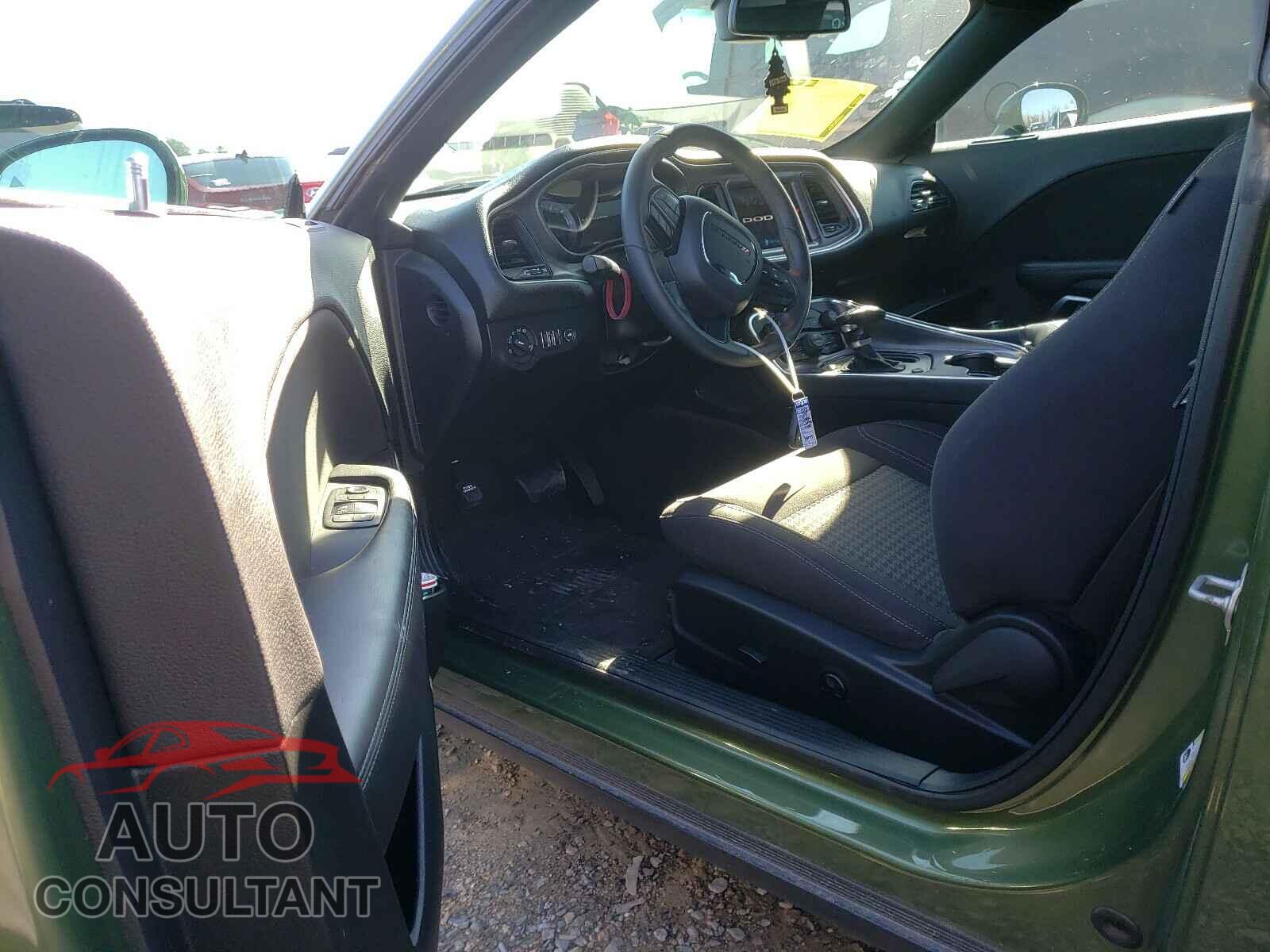 DODGE CHALLENGER 2018 - 2C3CDZAGXJH216957