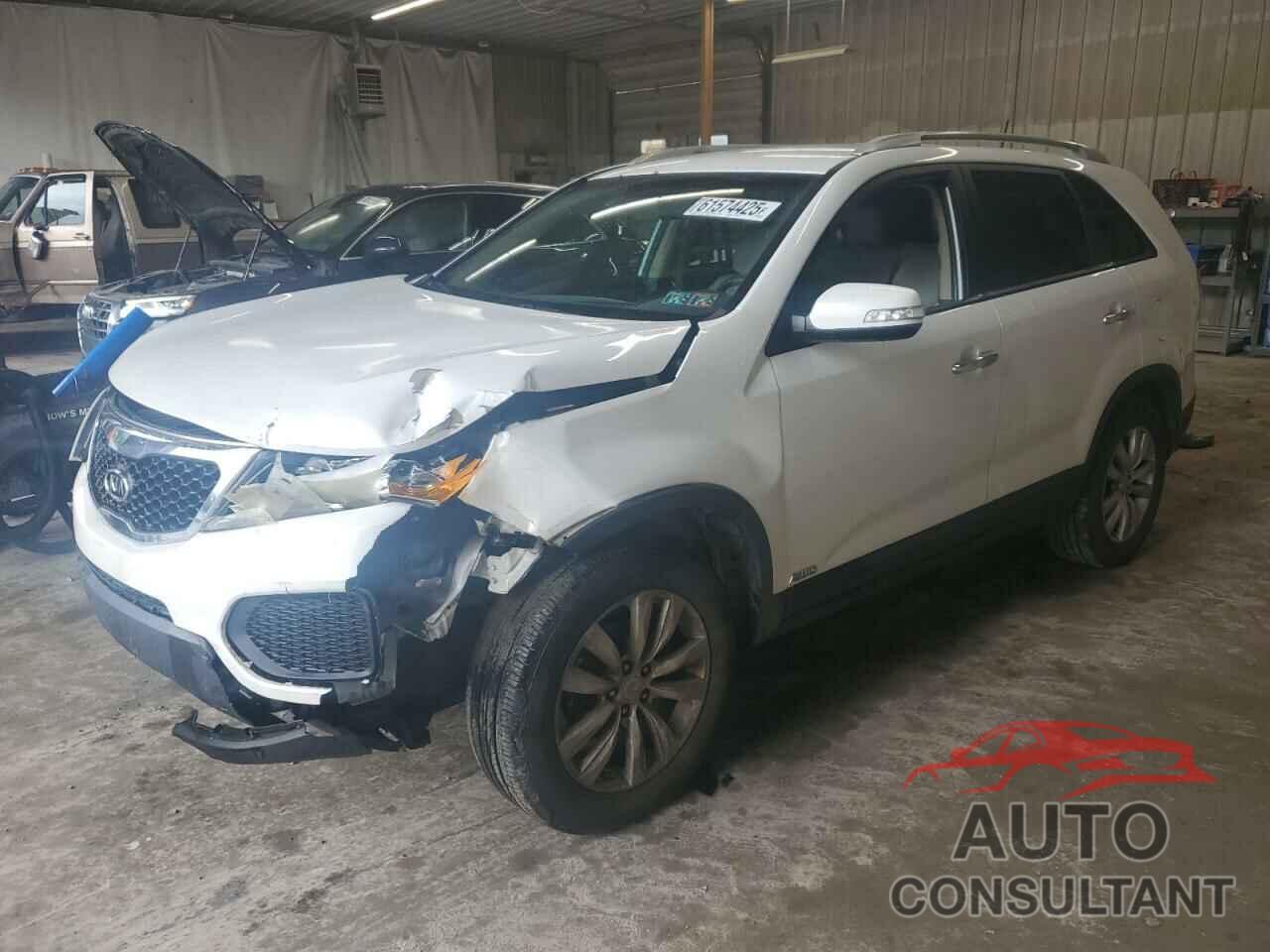 KIA SORENTO 2011 - 5XYKTDA27BG177584