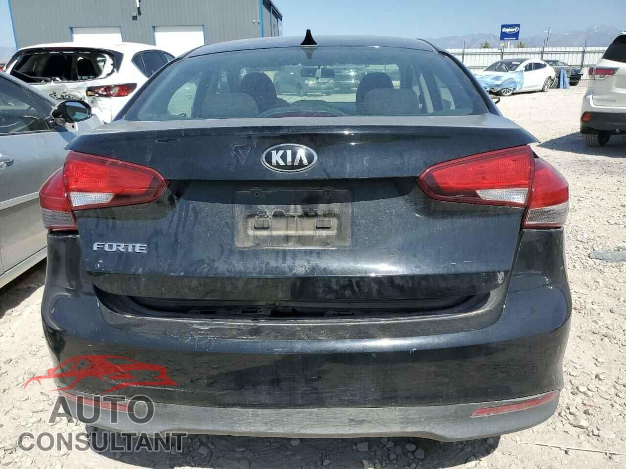 KIA FORTE 2017 - 3KPFK4A76HE140256