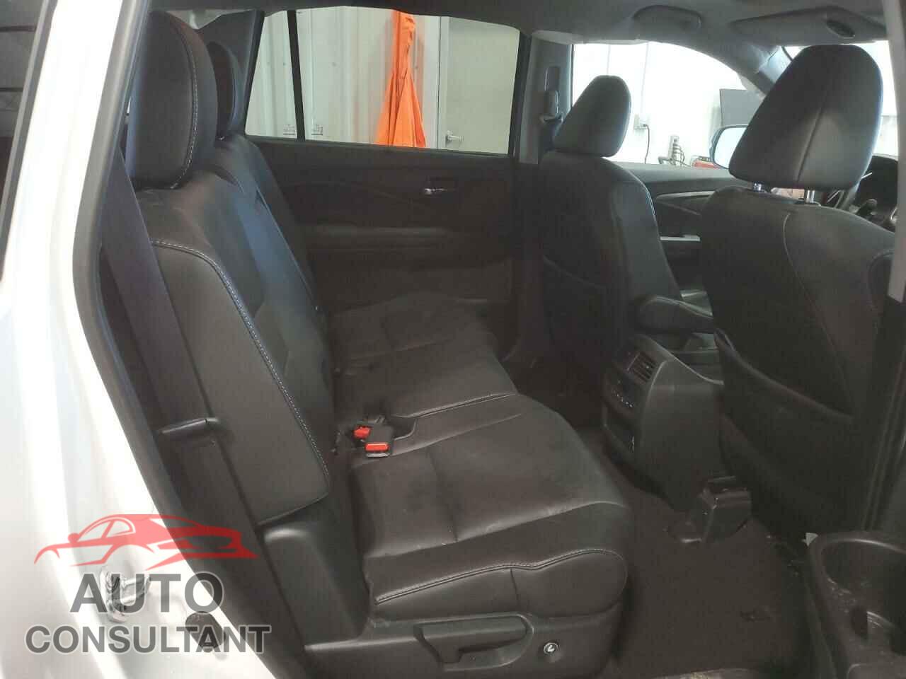 HONDA PILOT 2022 - 5FNYF6H24NB044229