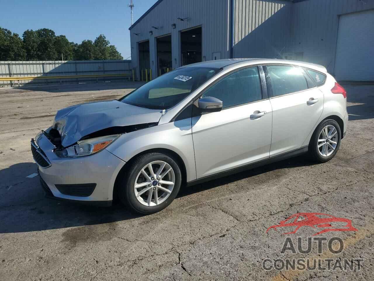 FORD FOCUS 2015 - 1FADP3K29FL307323