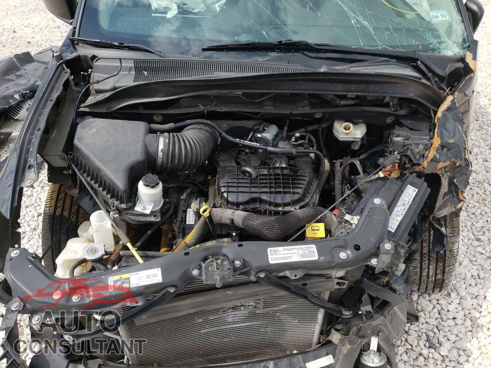 DODGE GRAND CARA 2018 - 2C4RDGBG5JR231577