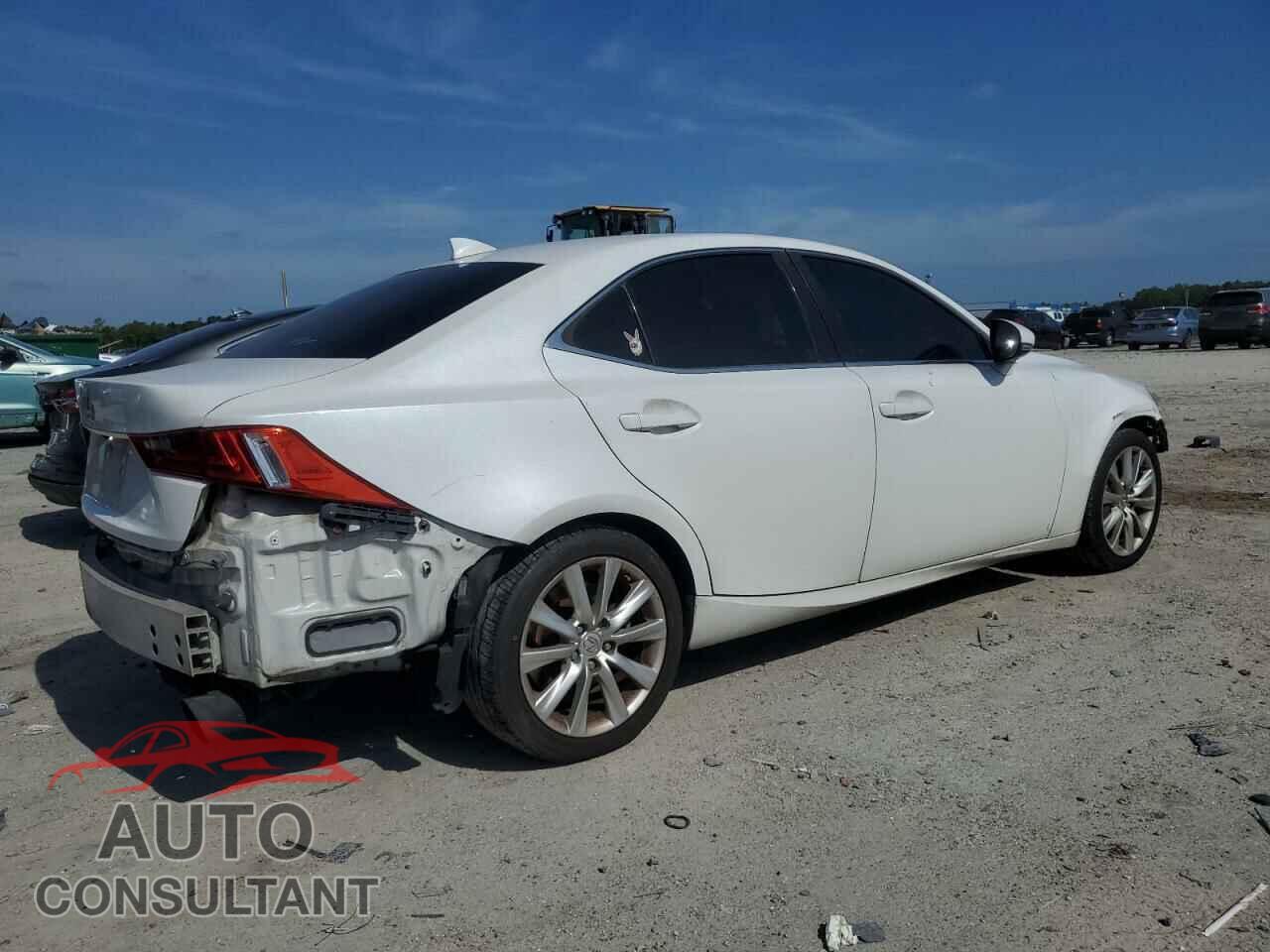 LEXUS IS 2016 - JTHBA1D2XG5015902