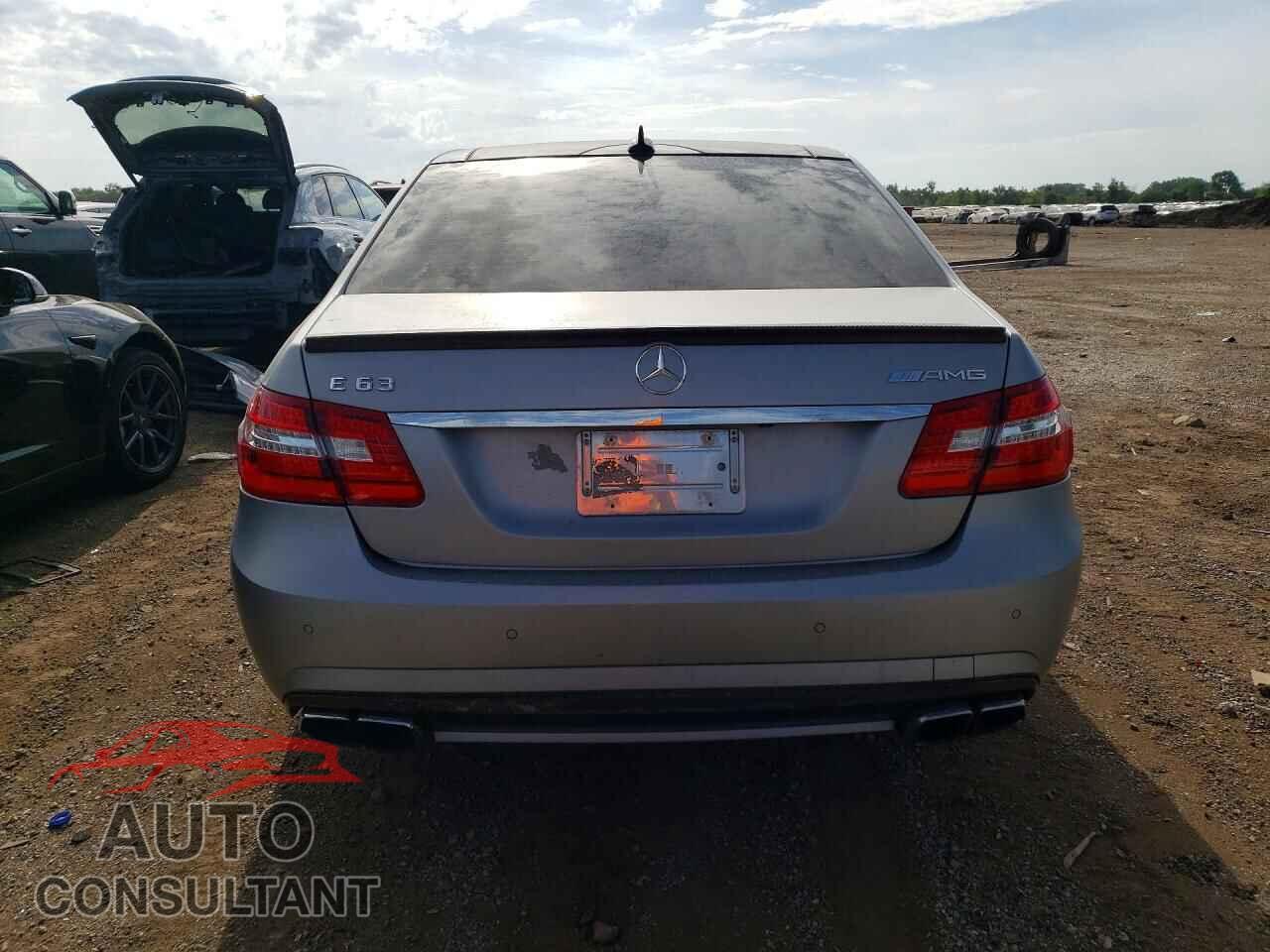 MERCEDES-BENZ E-CLASS 2013 - WDDHF7EB3DA732231