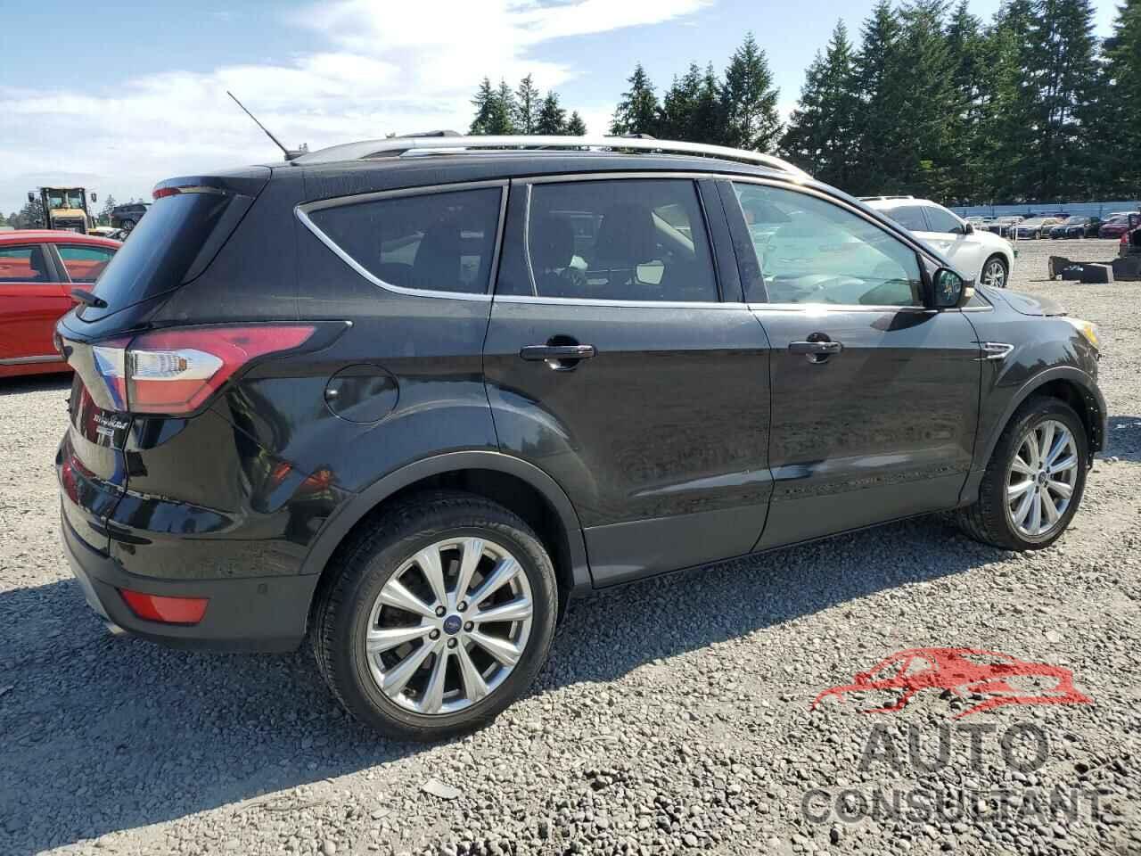 FORD ESCAPE 2017 - 1FMCU9J90HUD93954