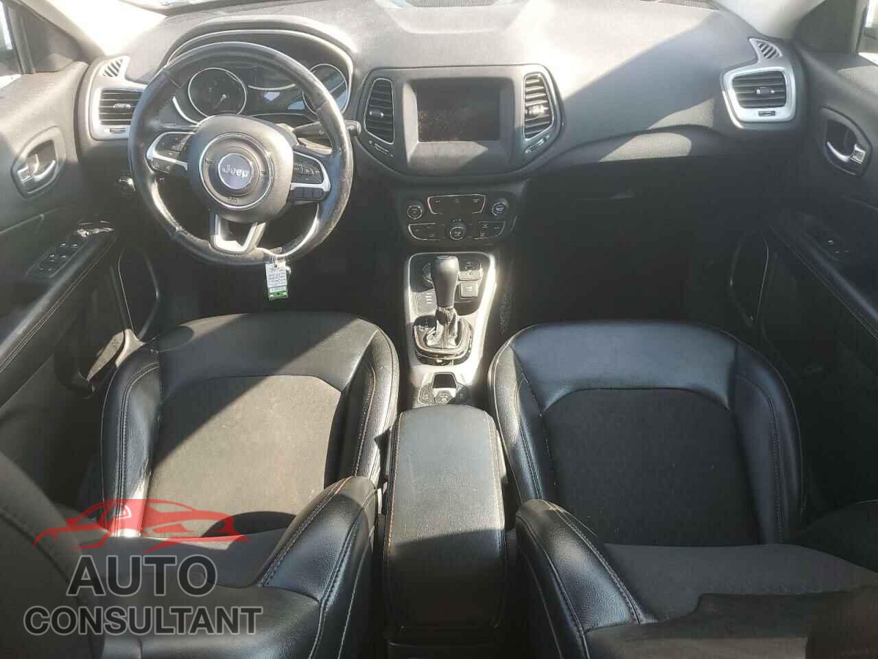 JEEP COMPASS 2020 - 3C4NJDBB8LT139308