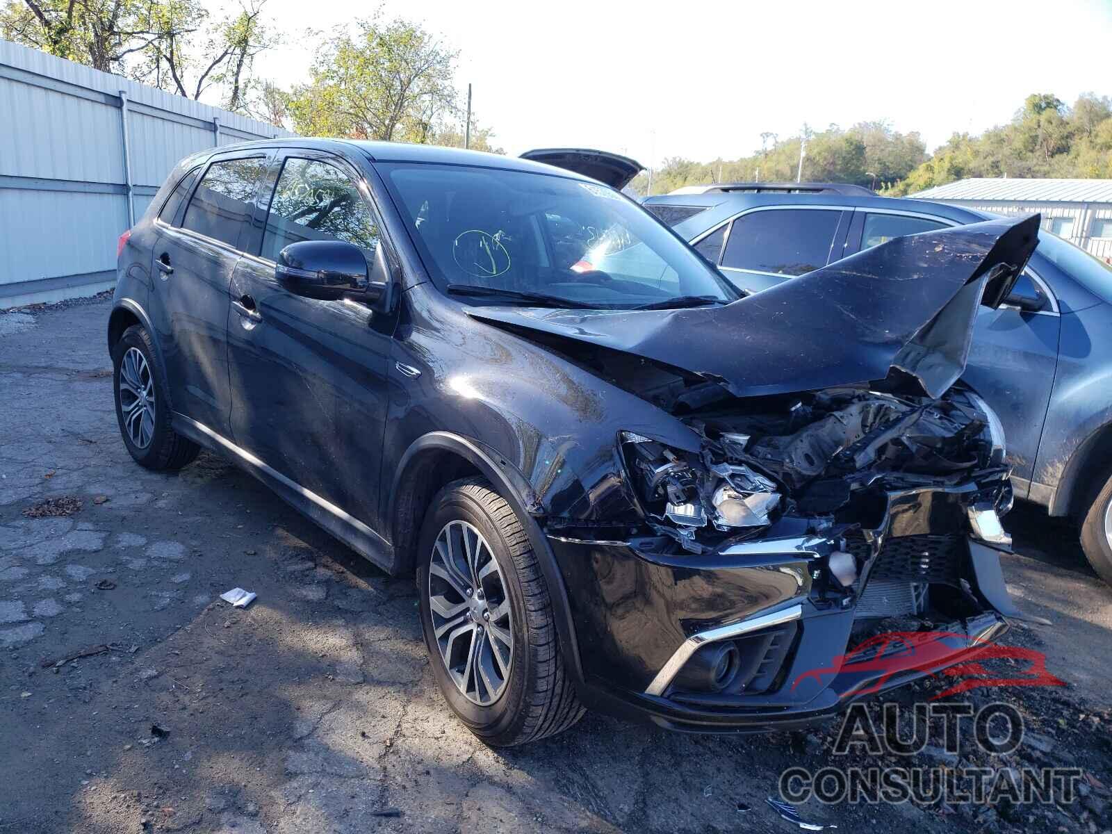 MITSUBISHI OUTLANDER 2018 - JA4AR3AUXJU022248