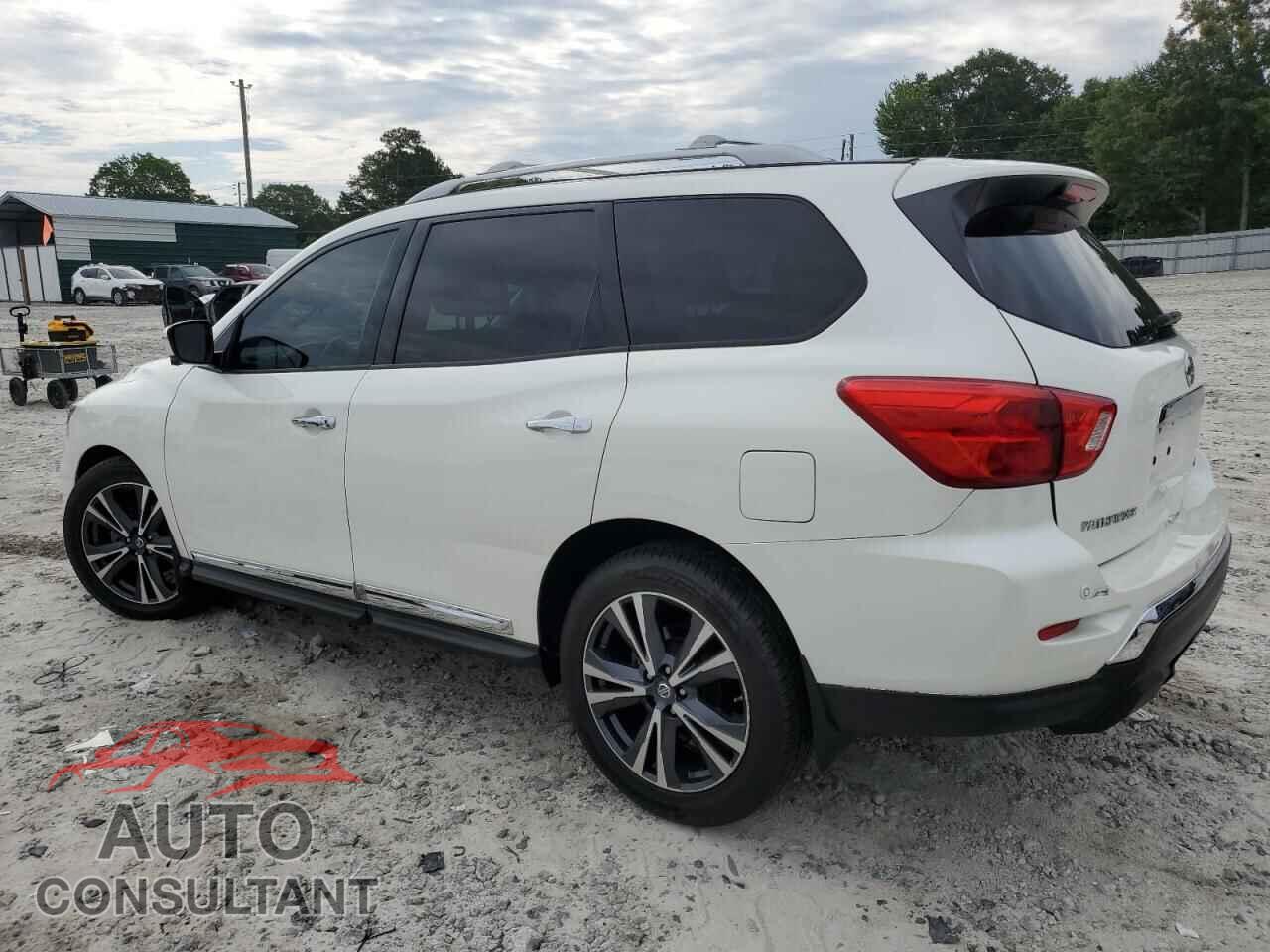 NISSAN PATHFINDER 2017 - 5N1DR2MN3HC636751