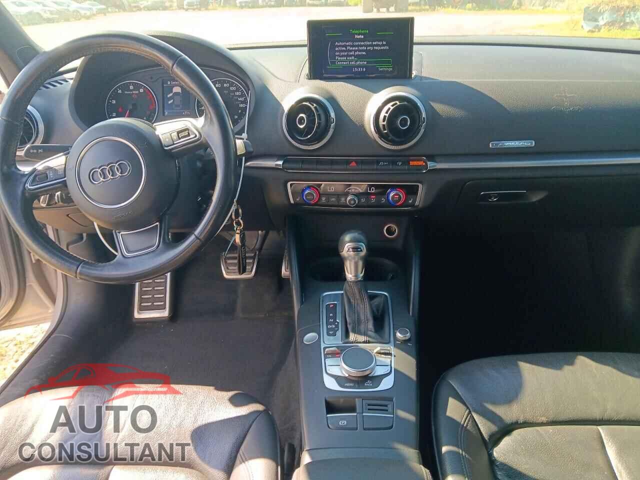 AUDI A3 2015 - WAUBFGFF9F1070544