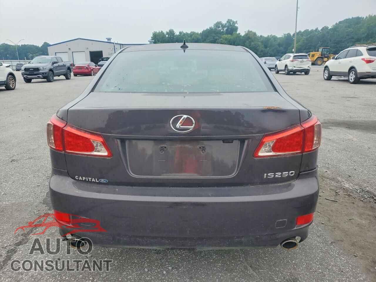 LEXUS IS 2012 - JTHBF5C2XC2102690