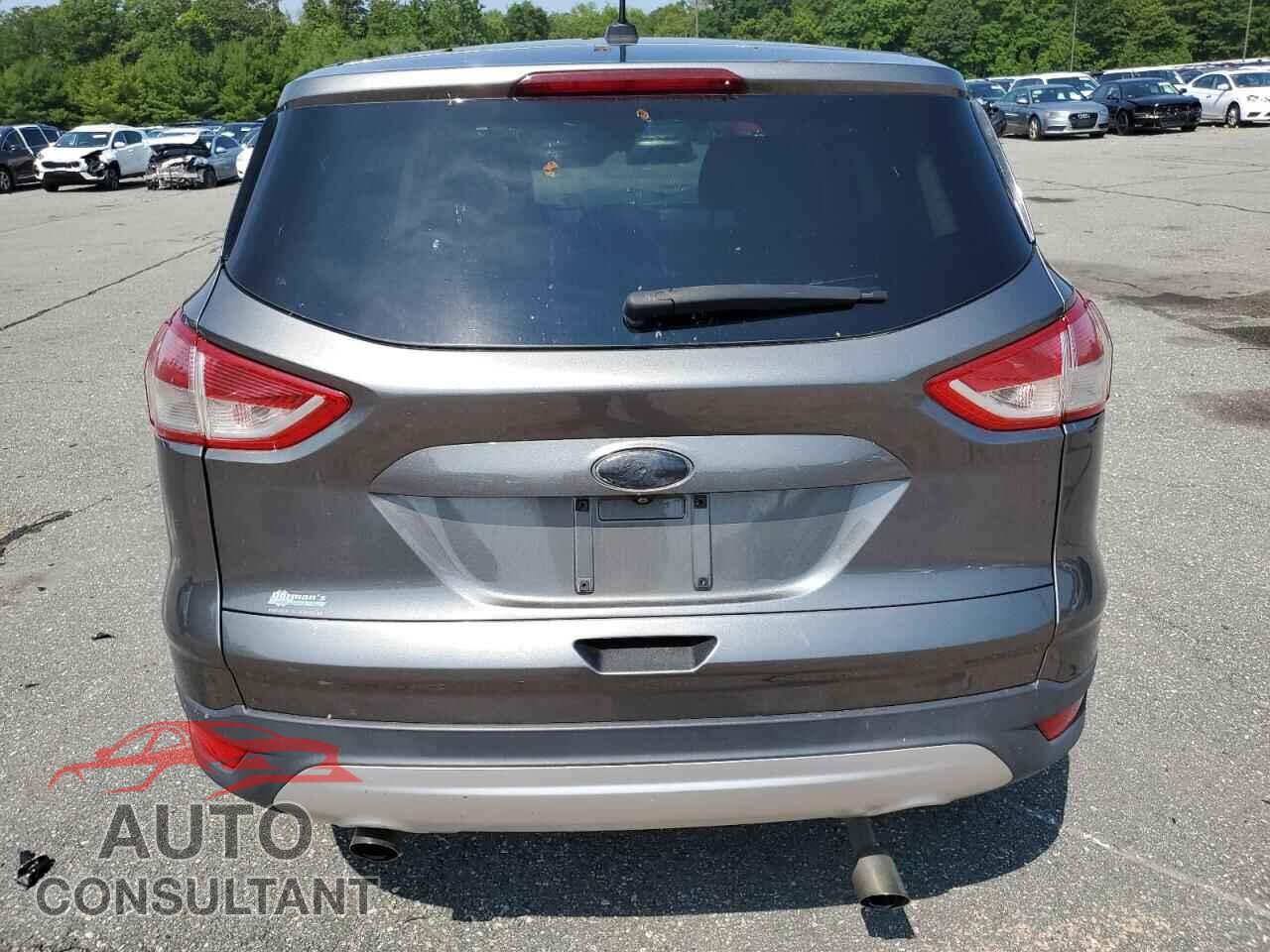 FORD ESCAPE 2014 - 1FMCU0GX8EUC04304