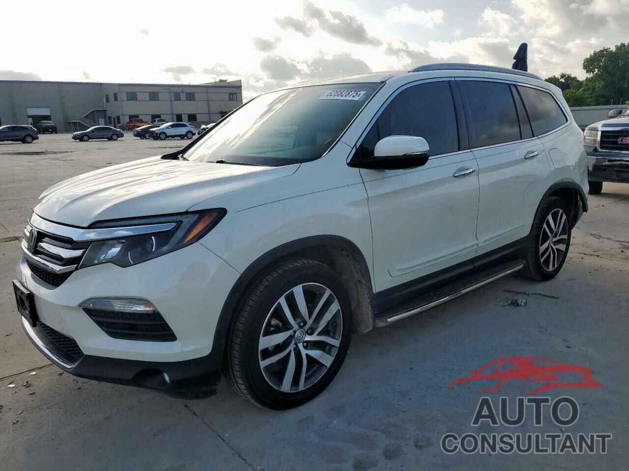HONDA PILOT 2018 - 5FNYF6H94JB070417