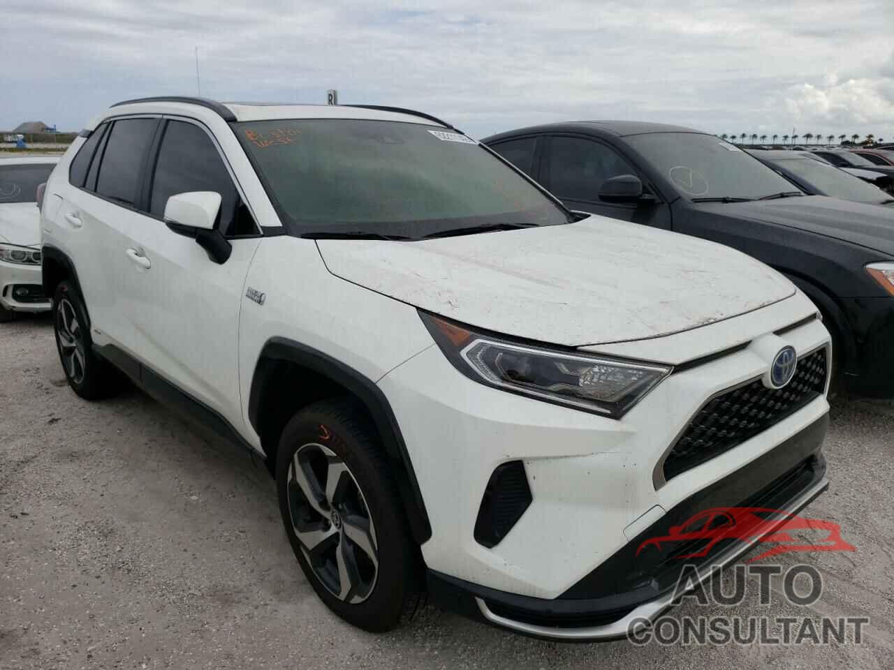 TOYOTA RAV4 2021 - JTMAB3FV8MD057614