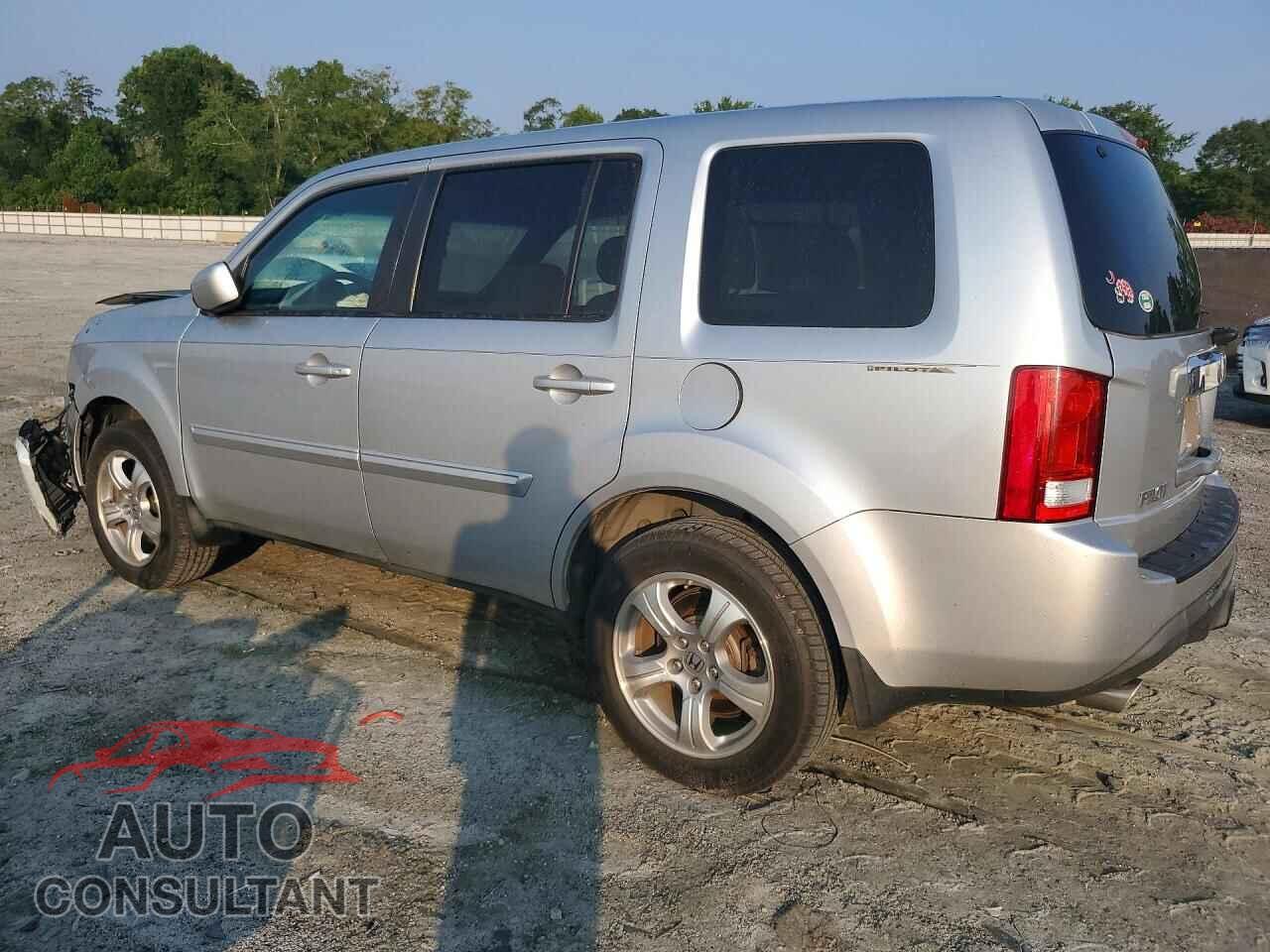 HONDA PILOT 2013 - 5FNYF3H45DB008077