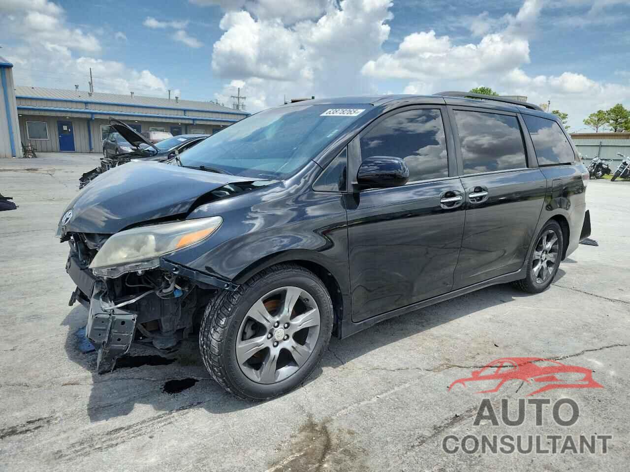 TOYOTA SIENNA 2015 - 5TDXK3DC8FS590100