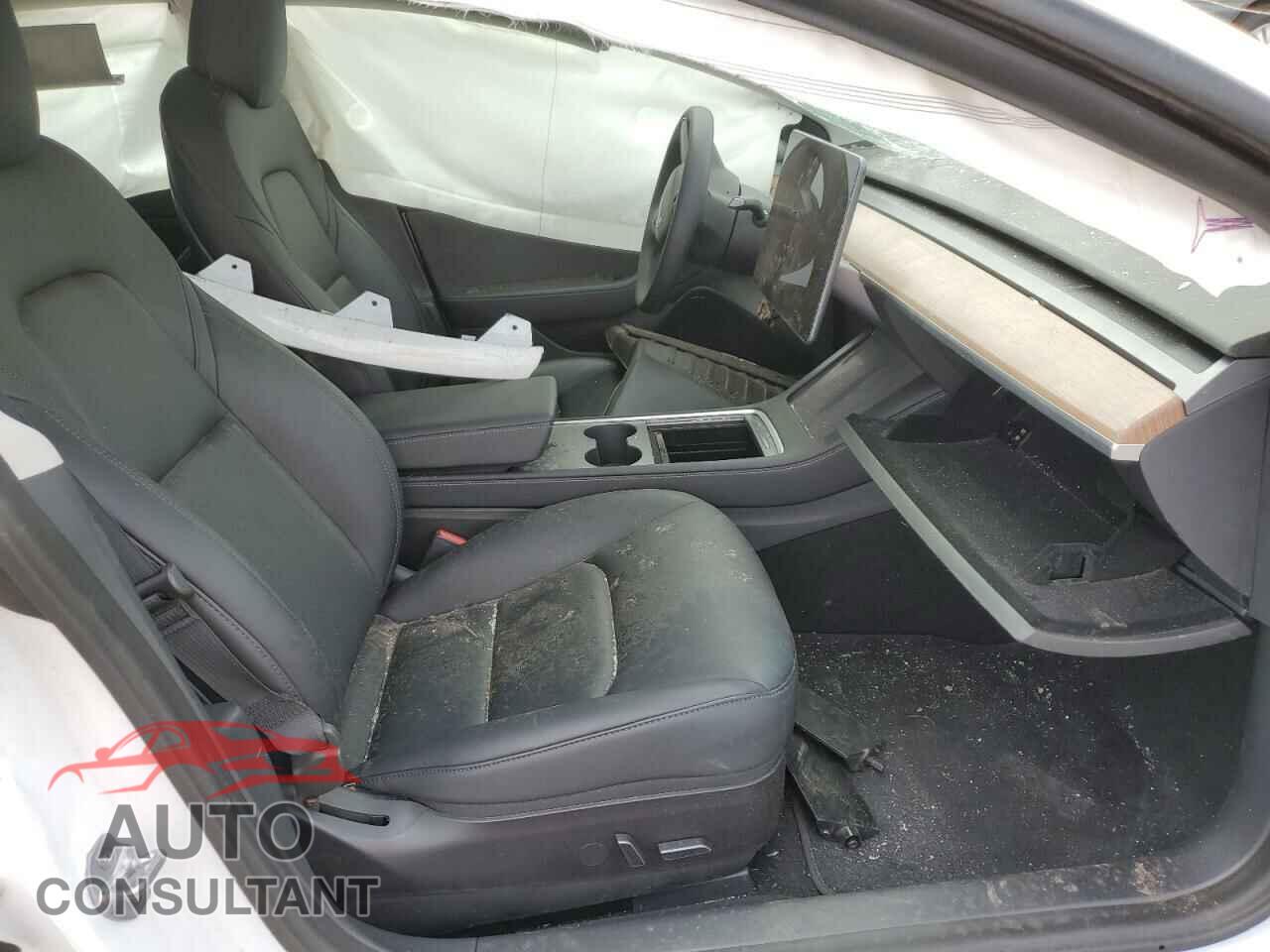 TESLA MODEL 3 2022 - 5YJ3E1EB5NF169065