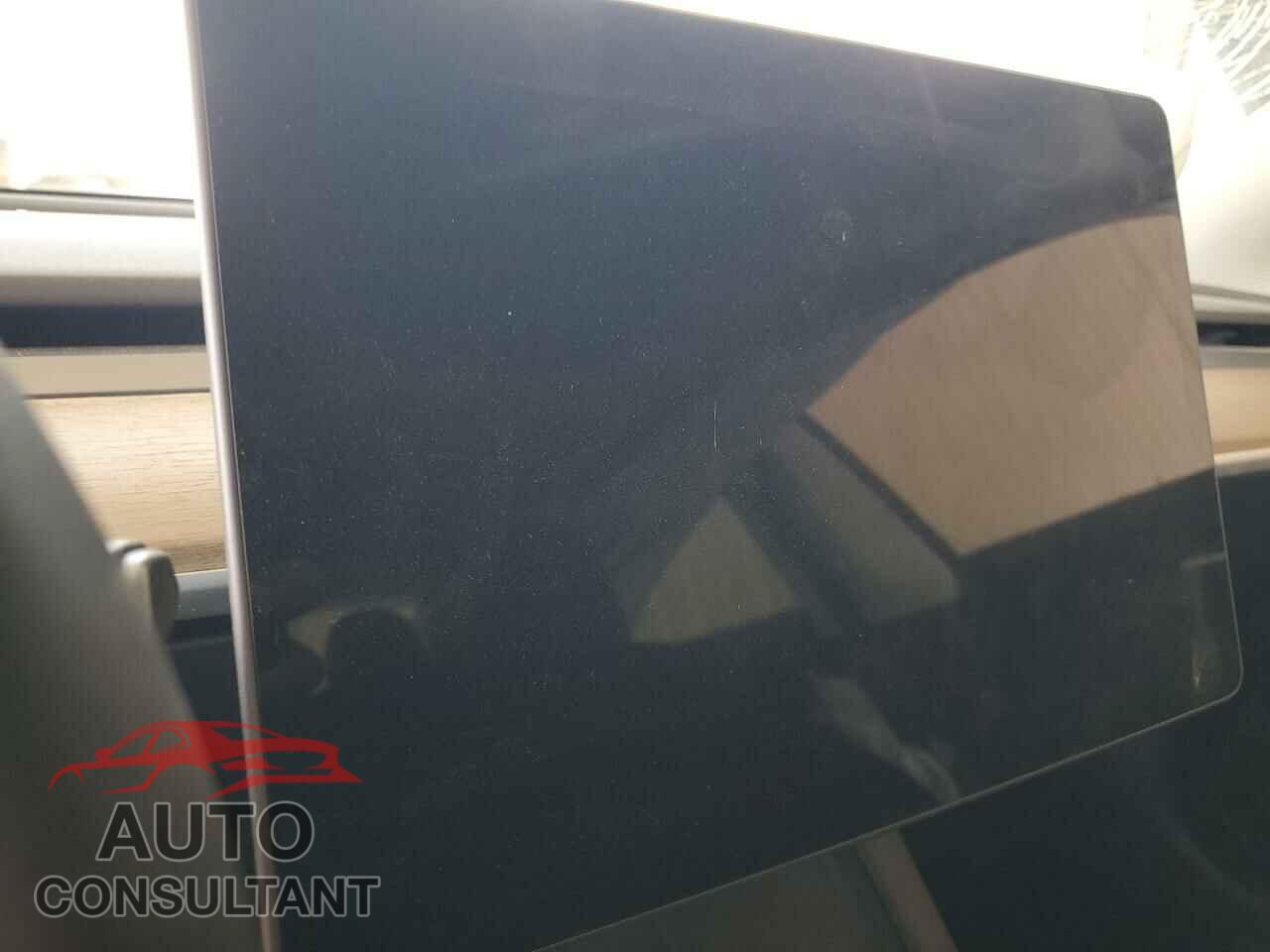TESLA MODEL 3 2022 - 5YJ3E1EA2NF371787