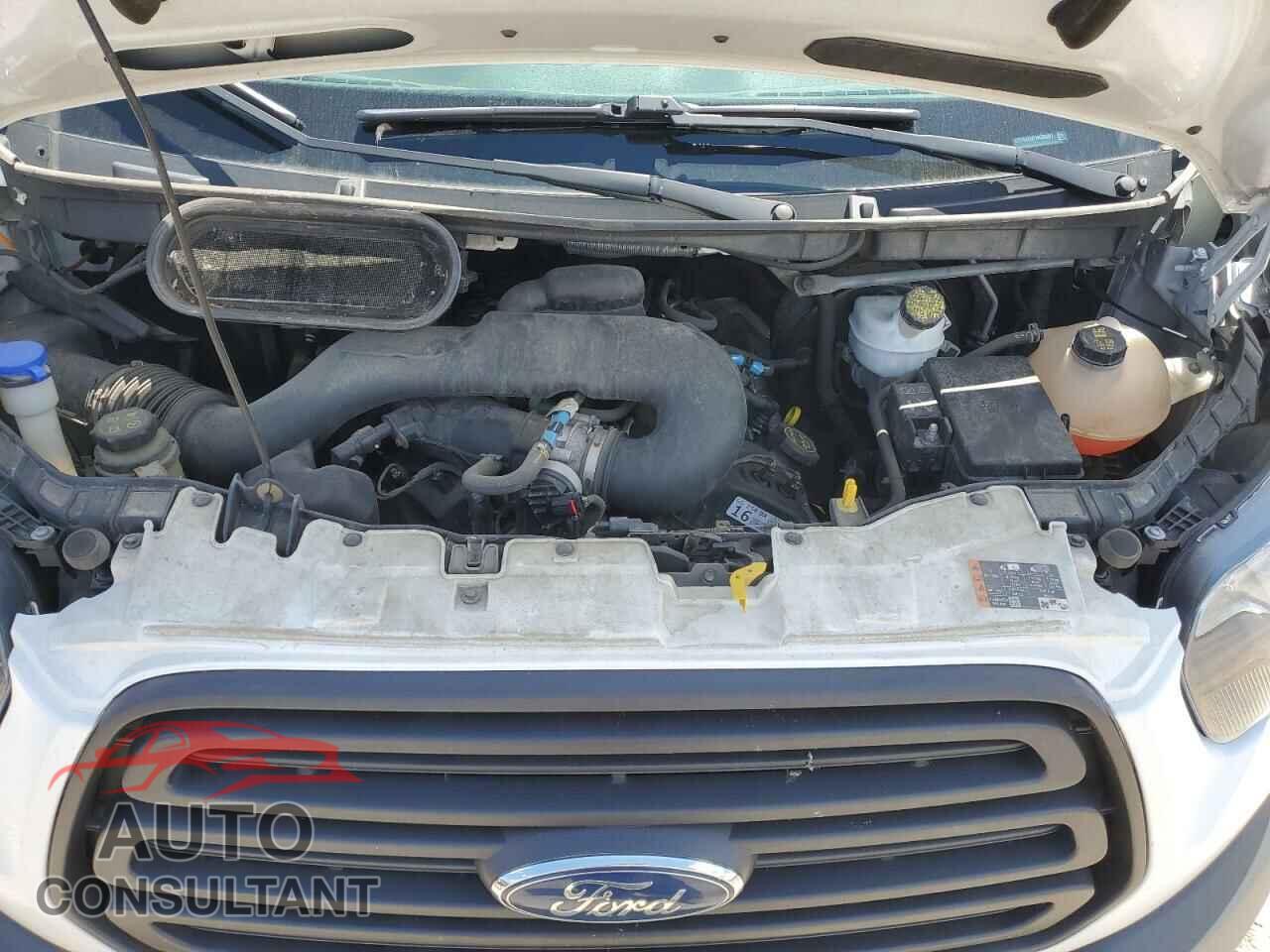FORD TRANSIT 2017 - 1FTYR2CM7HKB03807
