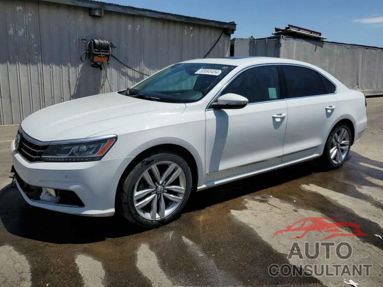 VOLKSWAGEN PASSAT 2017 - 1VWGT7A36HC002768