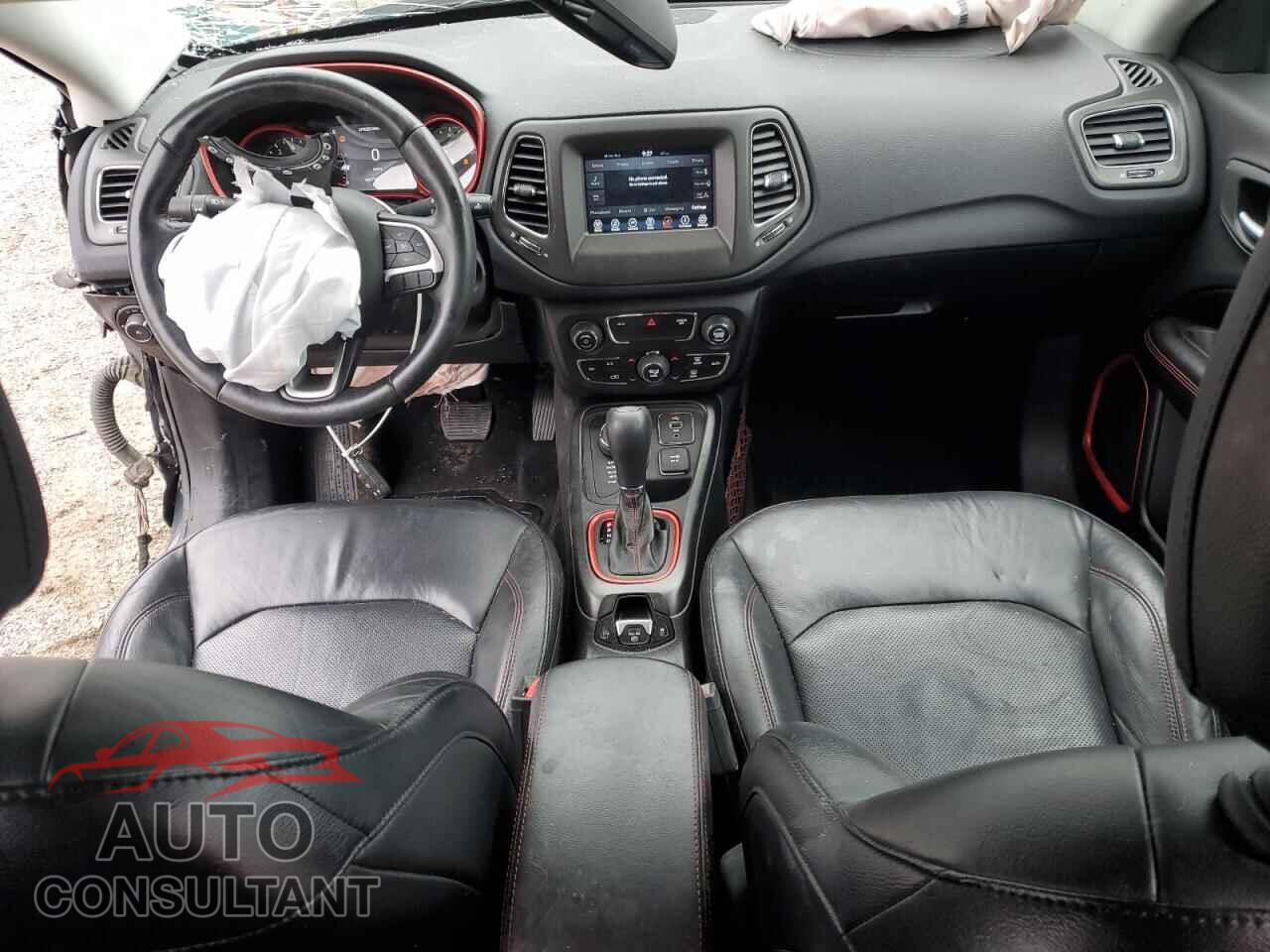 JEEP COMPASS 2017 - 3C4NJDDBXHT688190