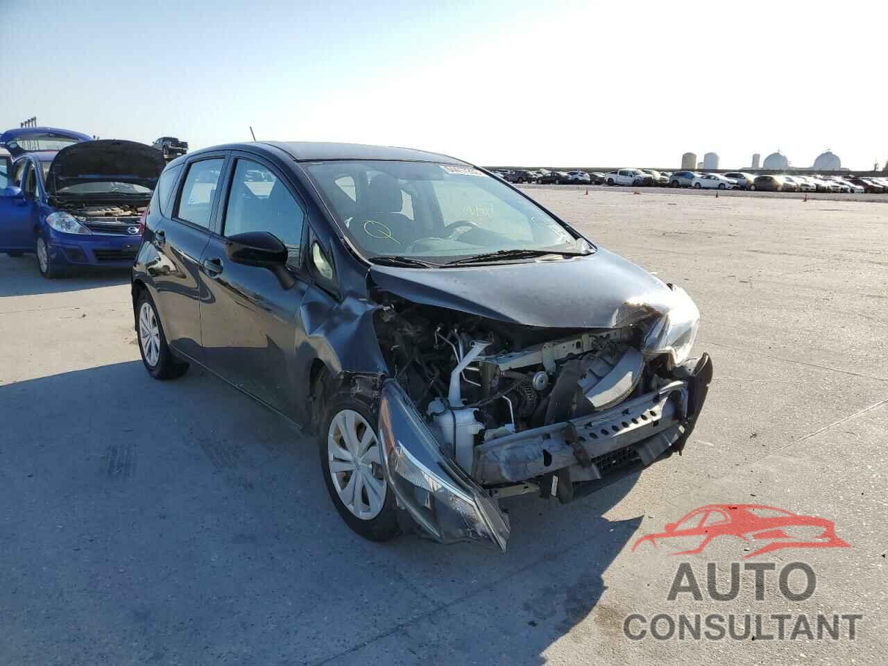 NISSAN VERSA 2018 - 3N1CE2CP8JL352737