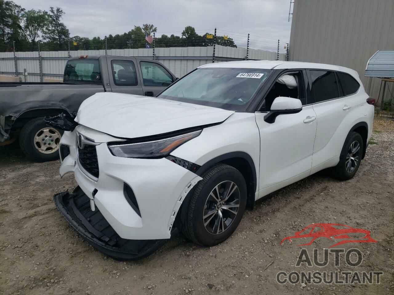 TOYOTA HIGHLANDER 2022 - 5TDCZRBH1NS216485