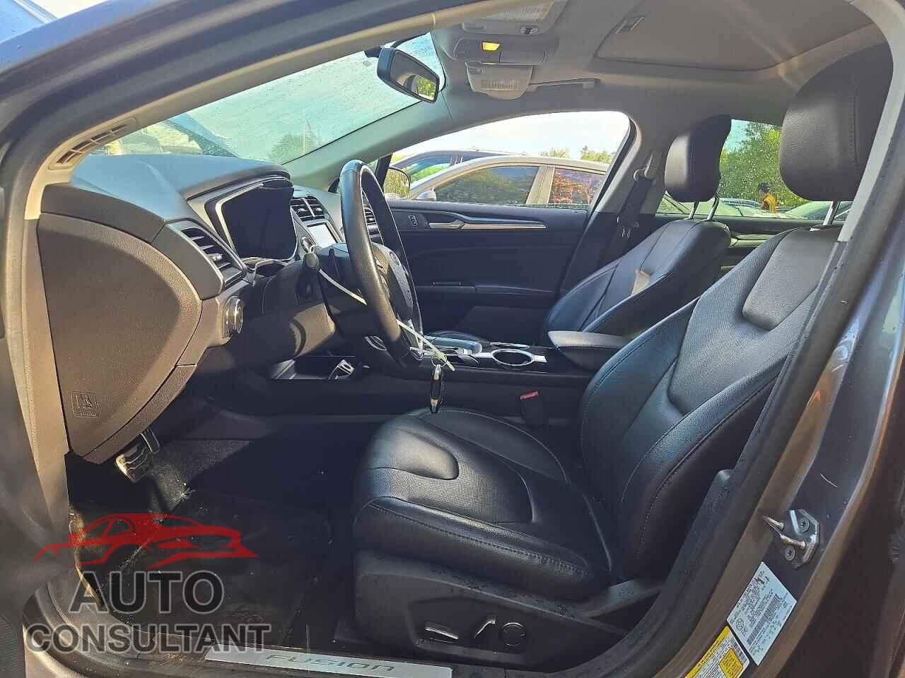 FORD FUSION 2013 - 3FA6P0D99DR332996