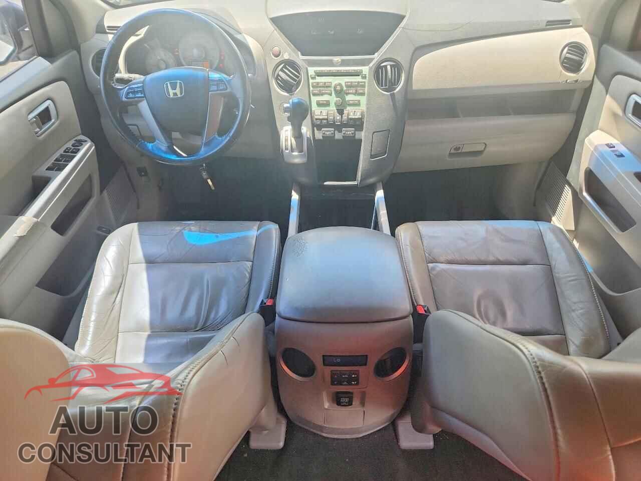 HONDA PILOT 2011 - 5FNYF3H53BB032061