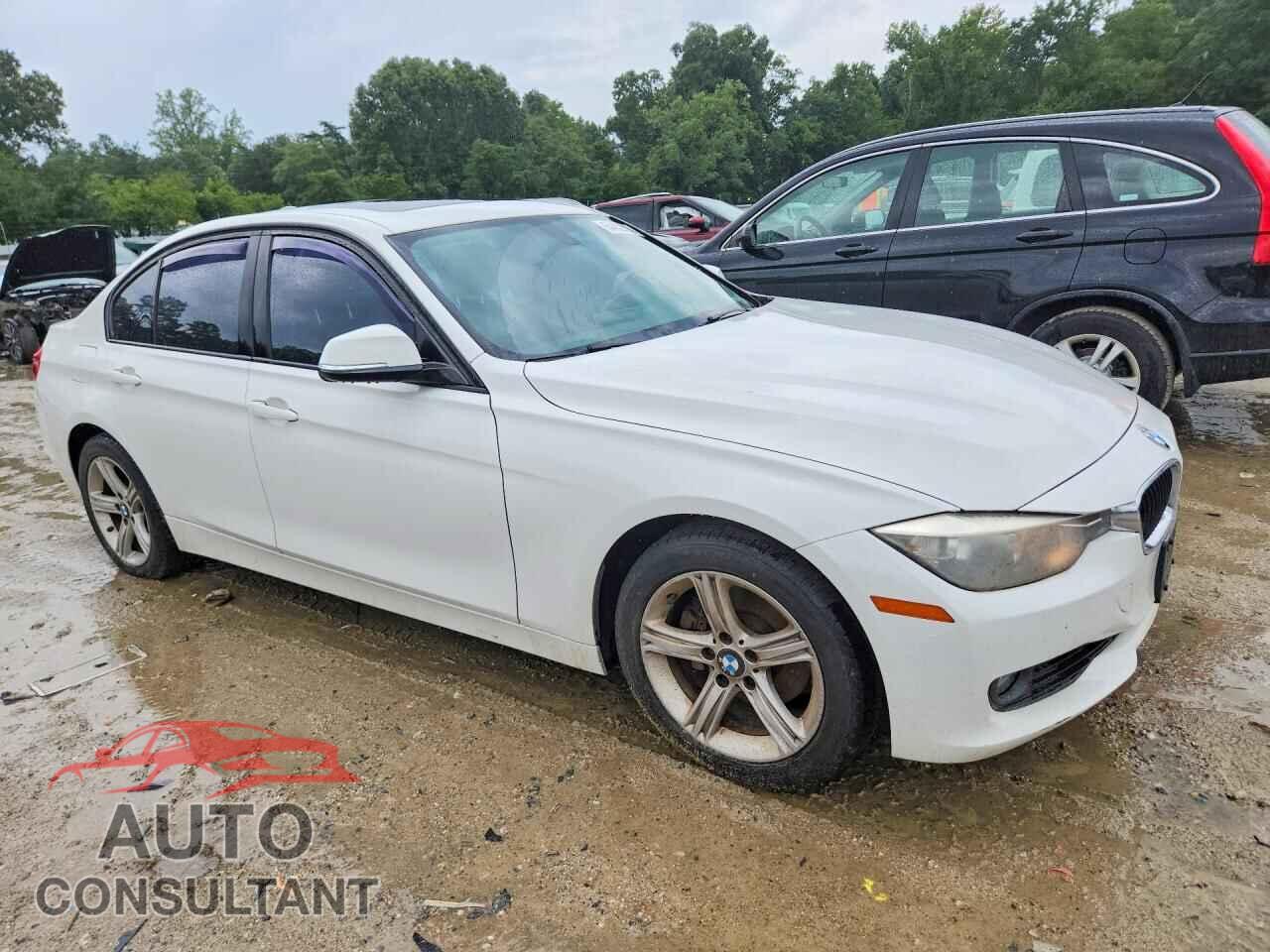 BMW 3 SERIES 2013 - WBA3B5C58DF598446
