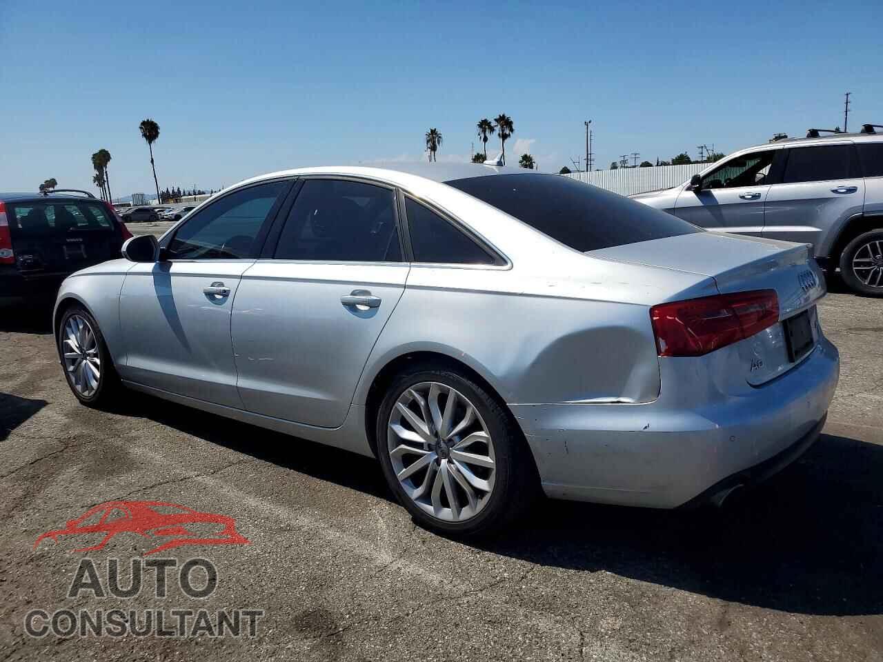 AUDI A6 2012 - WAUDFAFC8CN114601