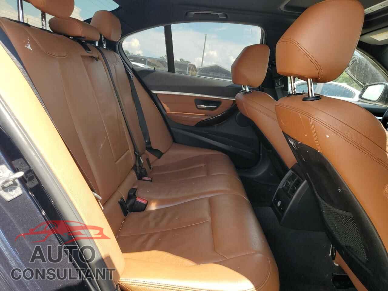 BMW 3 SERIES 2016 - WBA8E3G57GNU04561