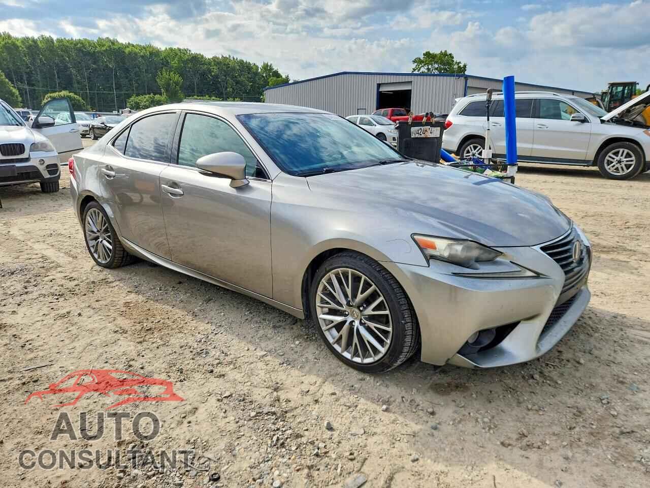LEXUS IS 2014 - JTHBF1D28E5019638