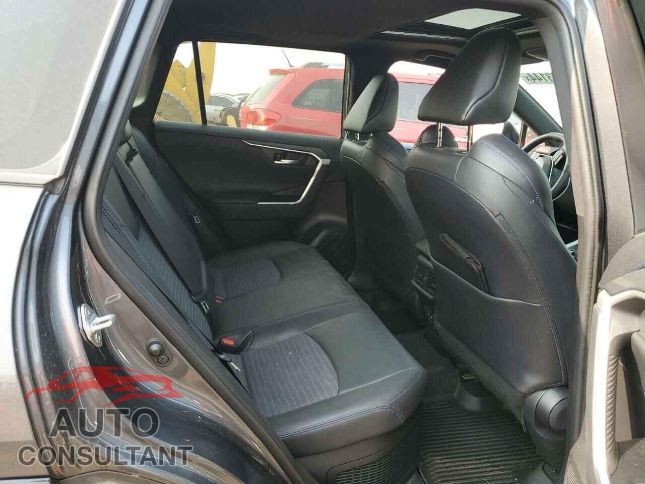 TOYOTA RAV4 2021 - 2T3E6RFV3MW003407