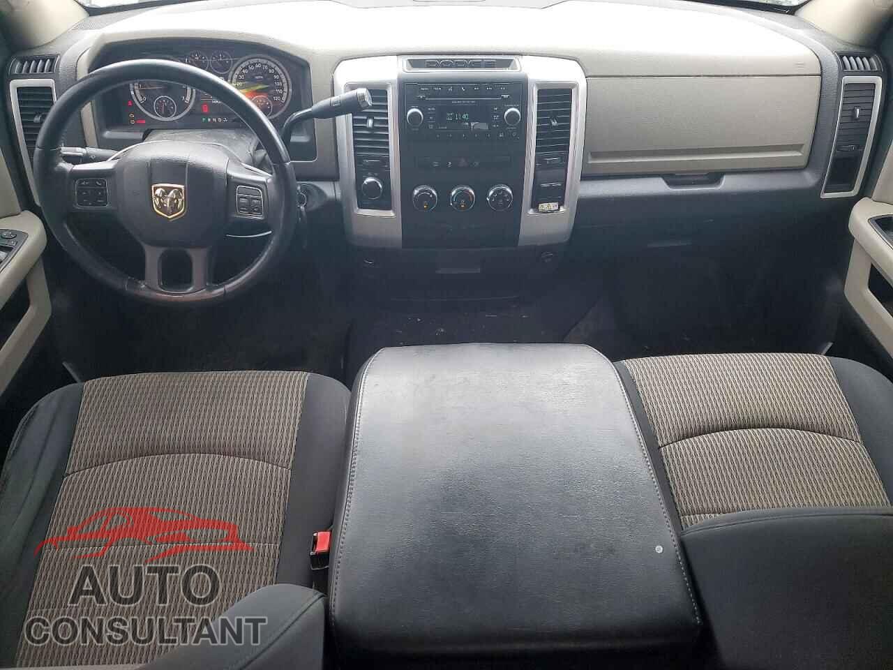 DODGE RAM 1500 2012 - 1C6RD7GP2CS227164