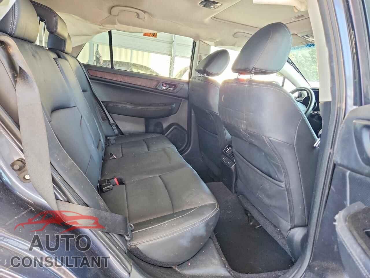SUBARU OUTBACK 2017 - 4S4BSANC1H3229157