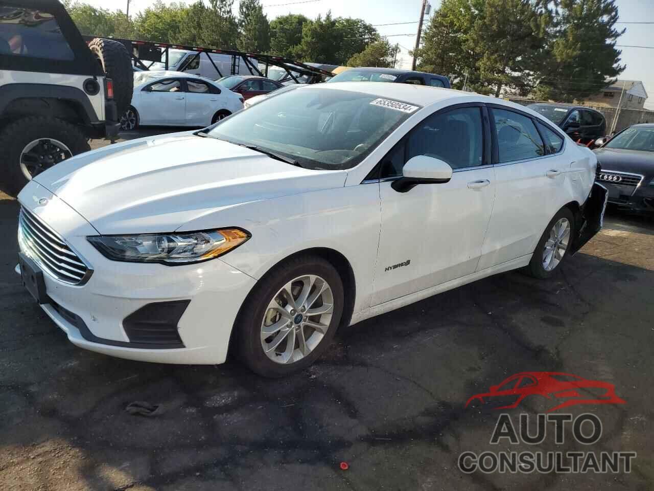 FORD FUSION 2019 - 3FA6P0LU2KR137826