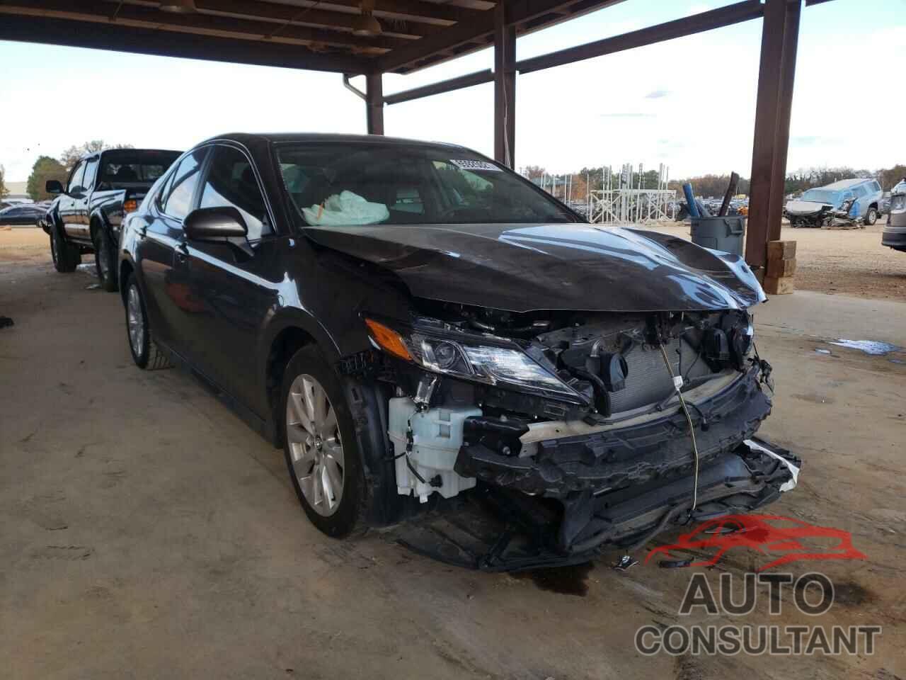 TOYOTA CAMRY 2019 - 4T1B11HK2KU251644