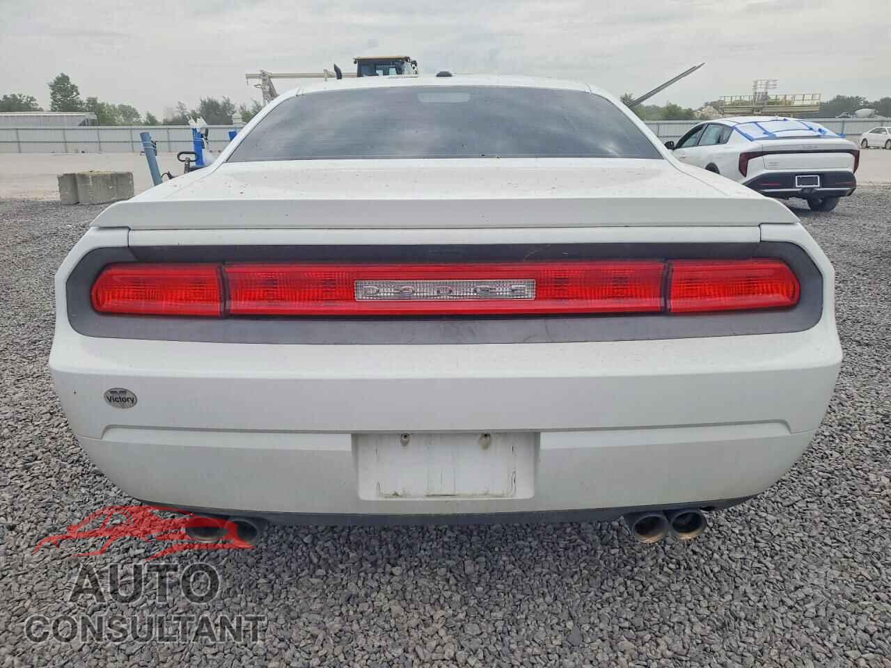 DODGE CHALLENGER 2013 - 2C3CDYAG8DH649532